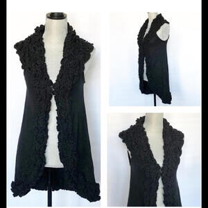 Alice + Olivia Women's Ruffled Knit Sweater Vest Sleeveless Black Size SP